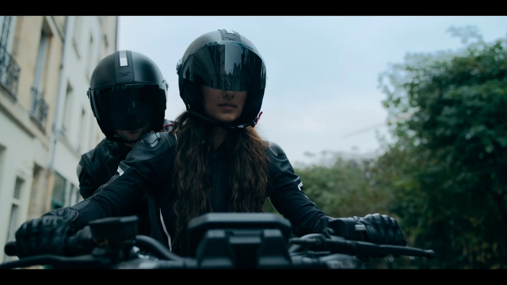 Бумажный дом