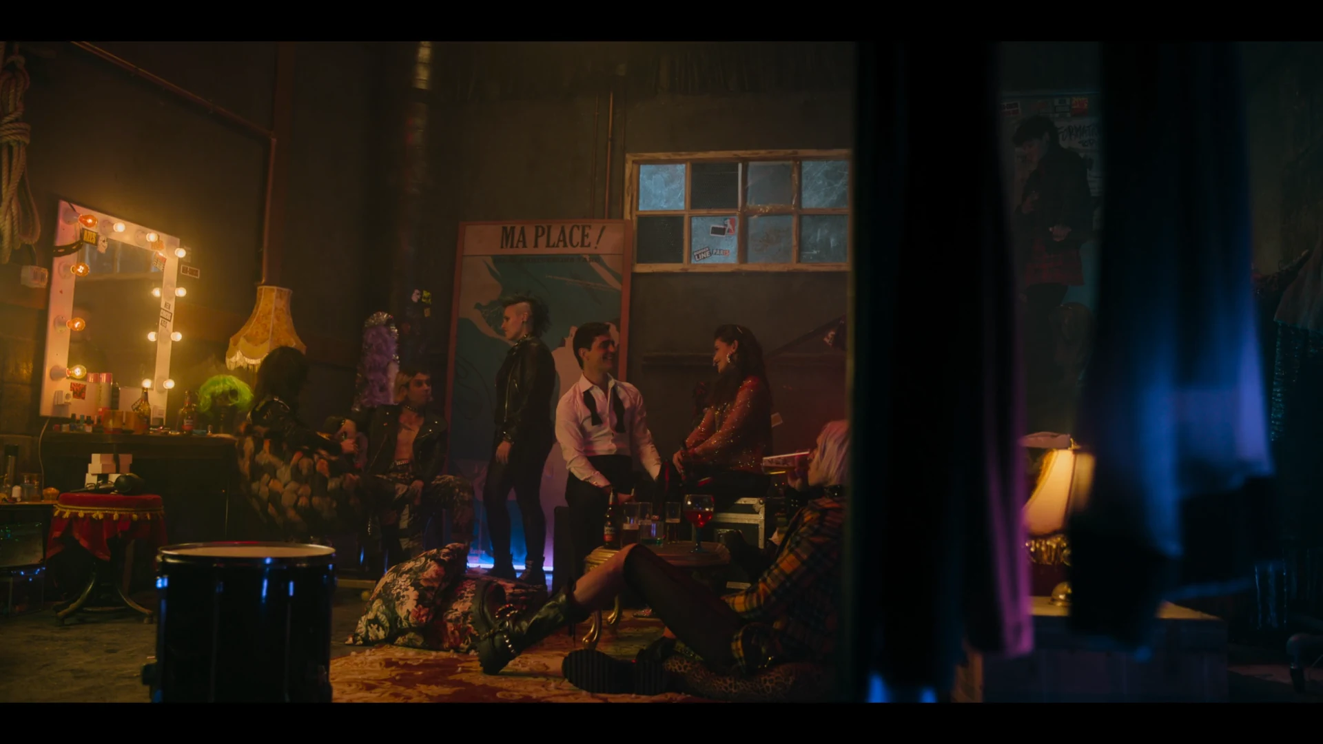 Бумажный дом