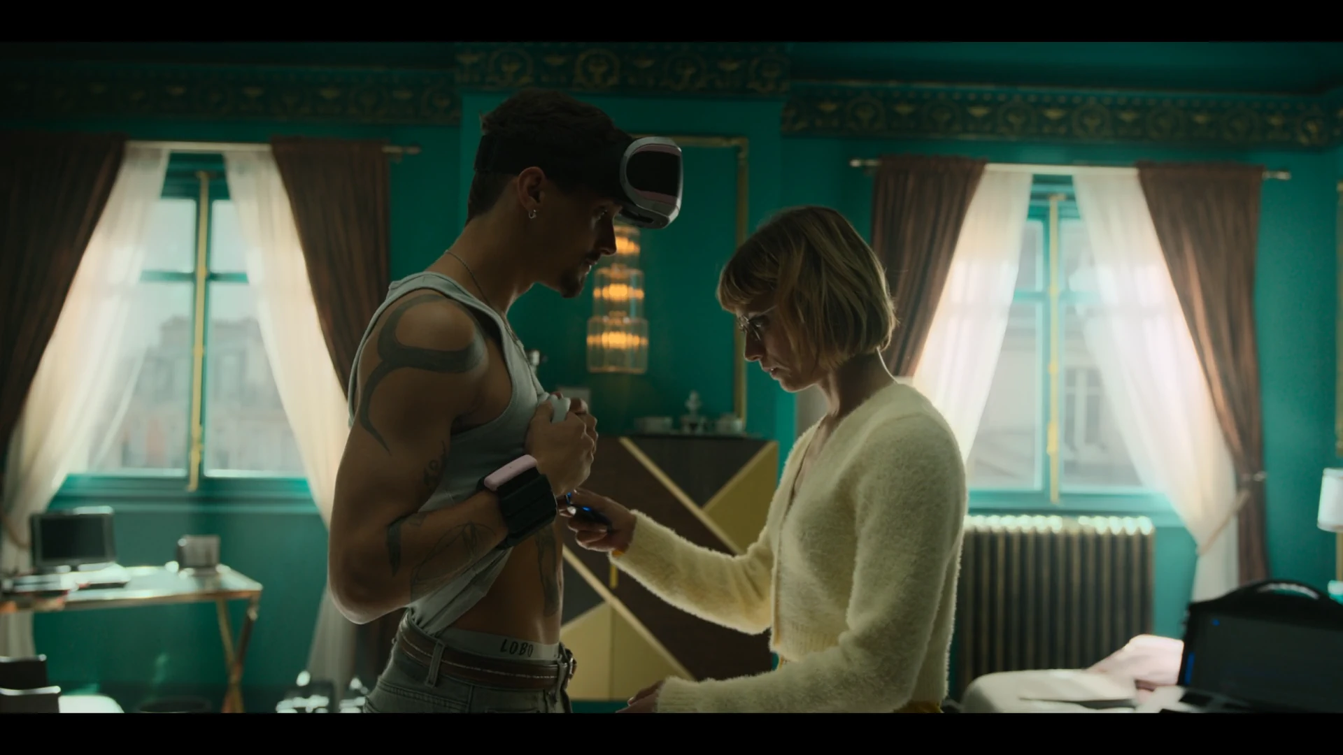 Бумажный дом